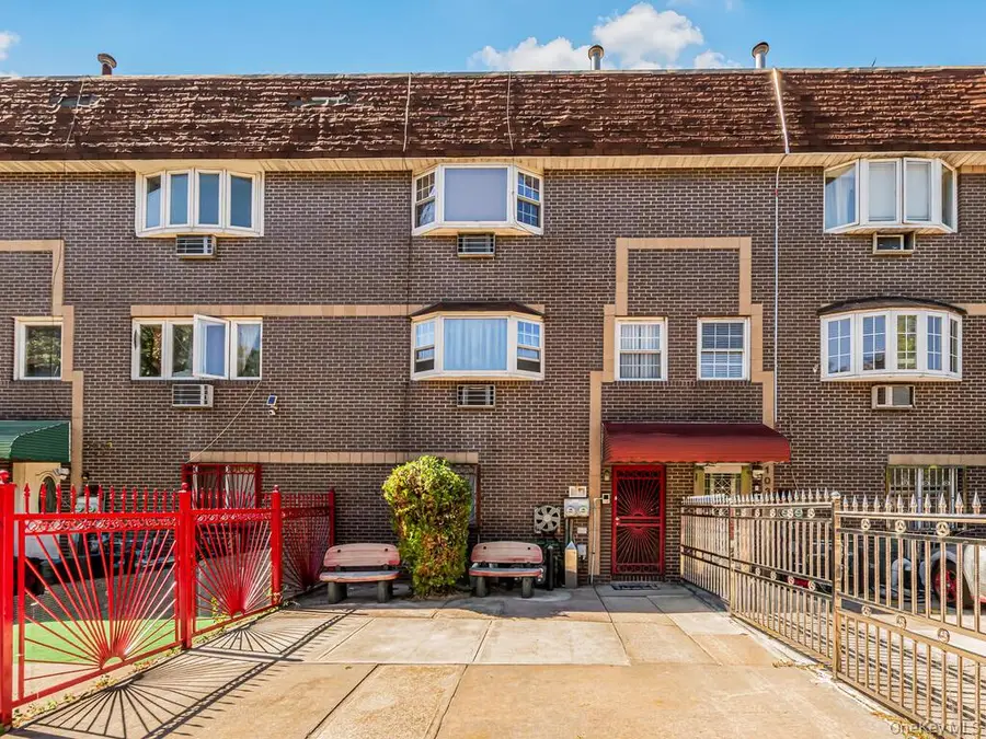 1035 Bryant Avenue, Bronx, NY 10459 - Image #2