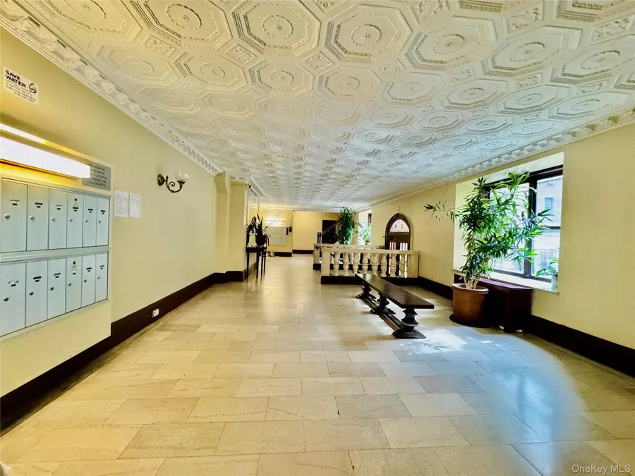 117-14 Union Turnpike #Ac3, Kew Gardens, NY 11415 - Image #2