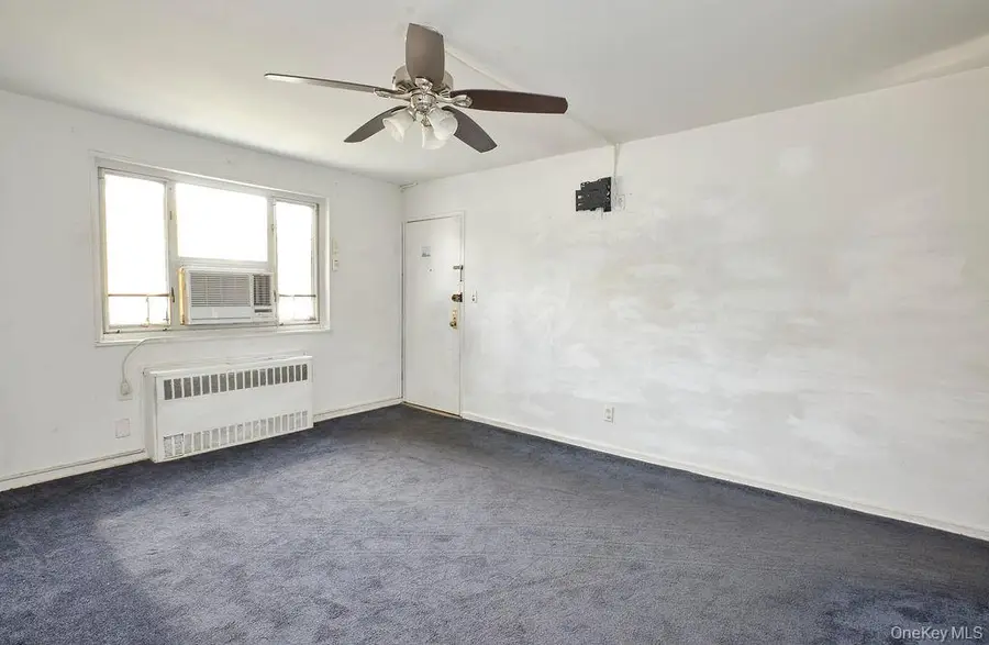 229-20 Hillside Avenue #50-11, Queens Village, NY 11427 - Image #3