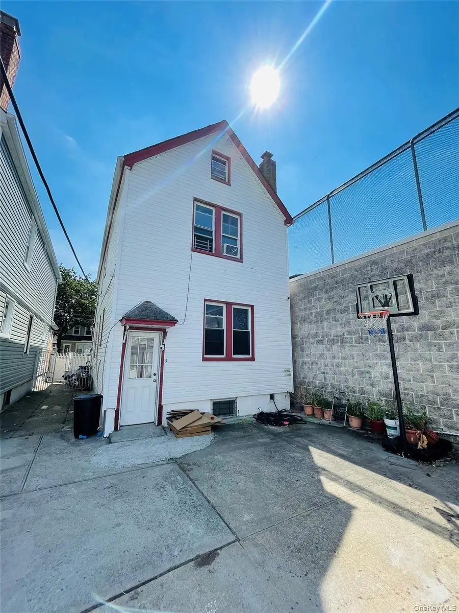 15013 118th Avenue, Jamaica, NY 11434 - Image #2