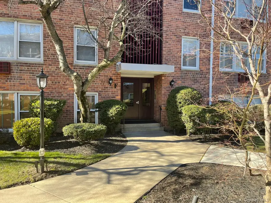 61 Maine Avenue #F25, Rockville Centre, NY 11570 - Image #3