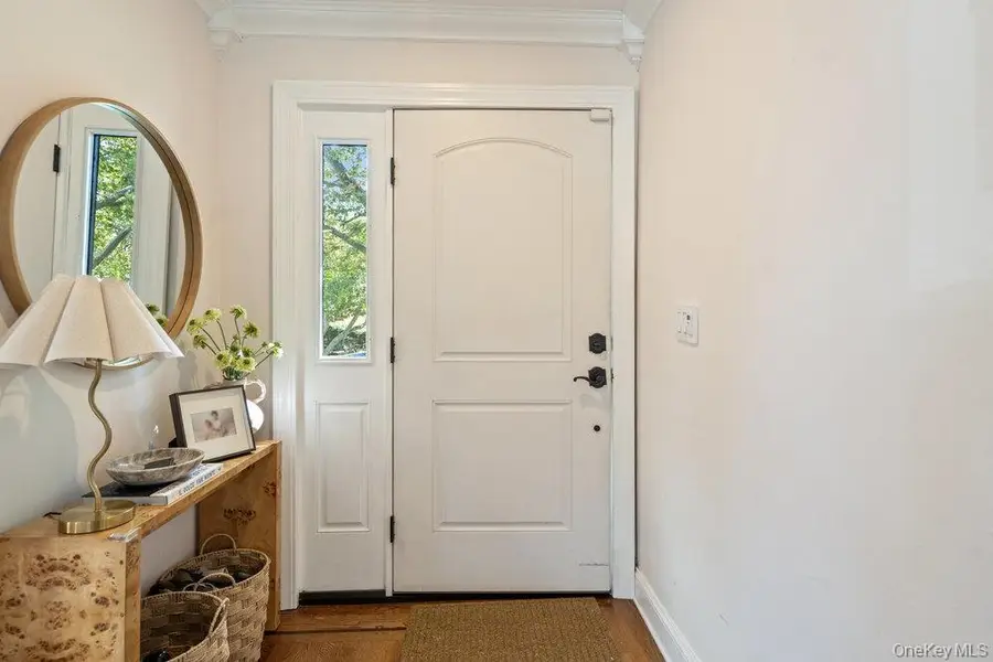 116 Sperry Boulevard Boulevard, New Hyde Park, NY 11040 - Image #3