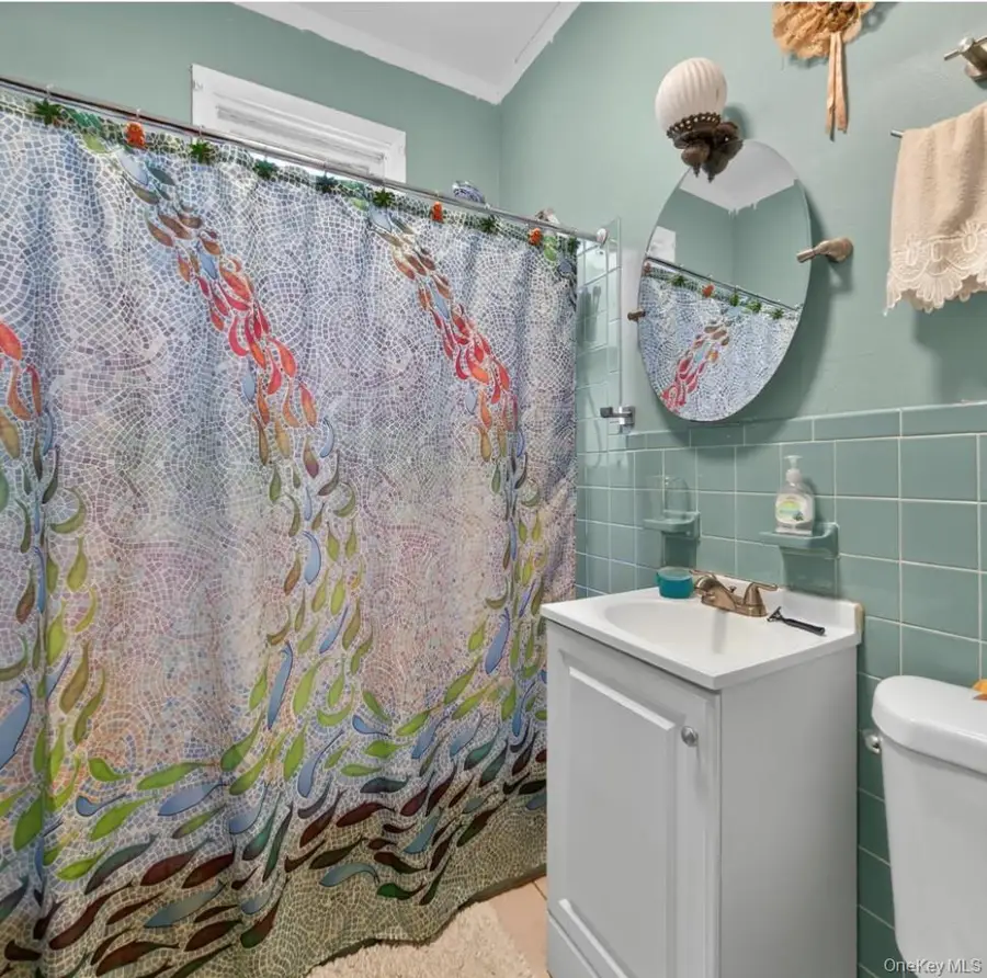 839 E 228th Street, Bronx, NY 10466 - Image #2