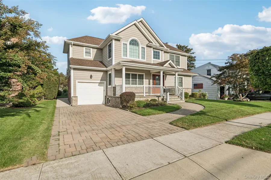 470 Argyle Road, Mineola, NY 11501 - Image #2