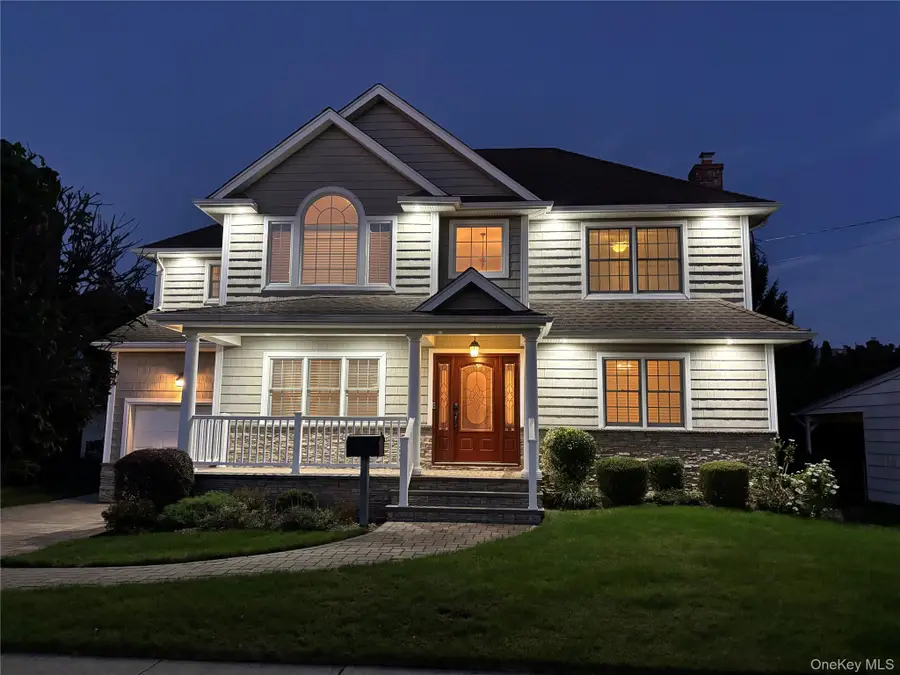 470 Argyle Road, Mineola, NY 11501 - Image #3