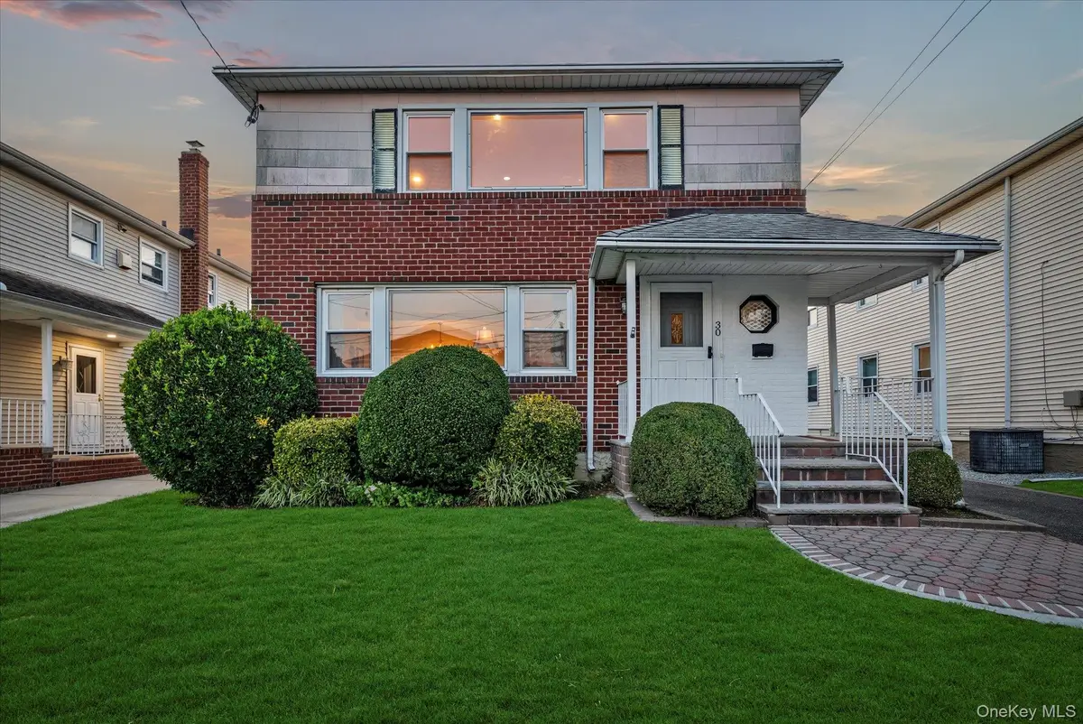 30 Gibson Boulevard, Valley Stream, NY 11581 - #1