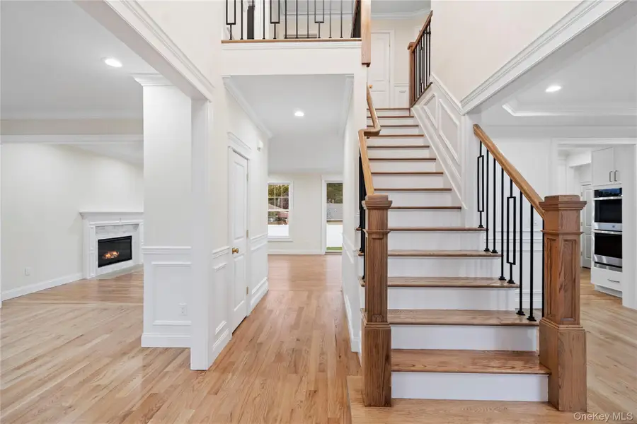 23 Cove Lane, Levittown, NY 11756 - Image #2