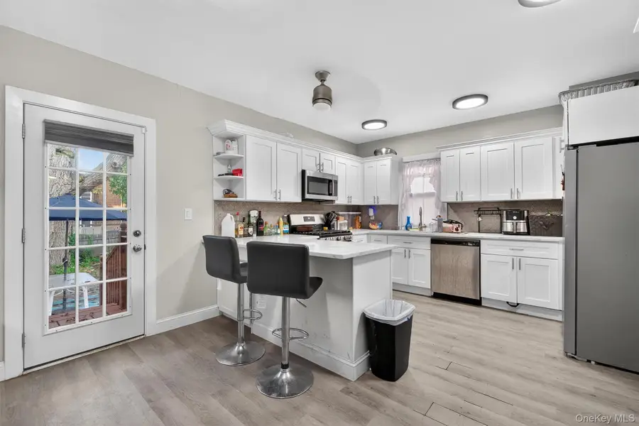 21 Crotty Avenue, Yonkers, NY 10704 - Image #2