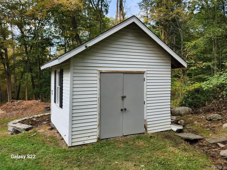 116 Croton Park Road, Cortlandt Manor, NY 10567 - Image #3