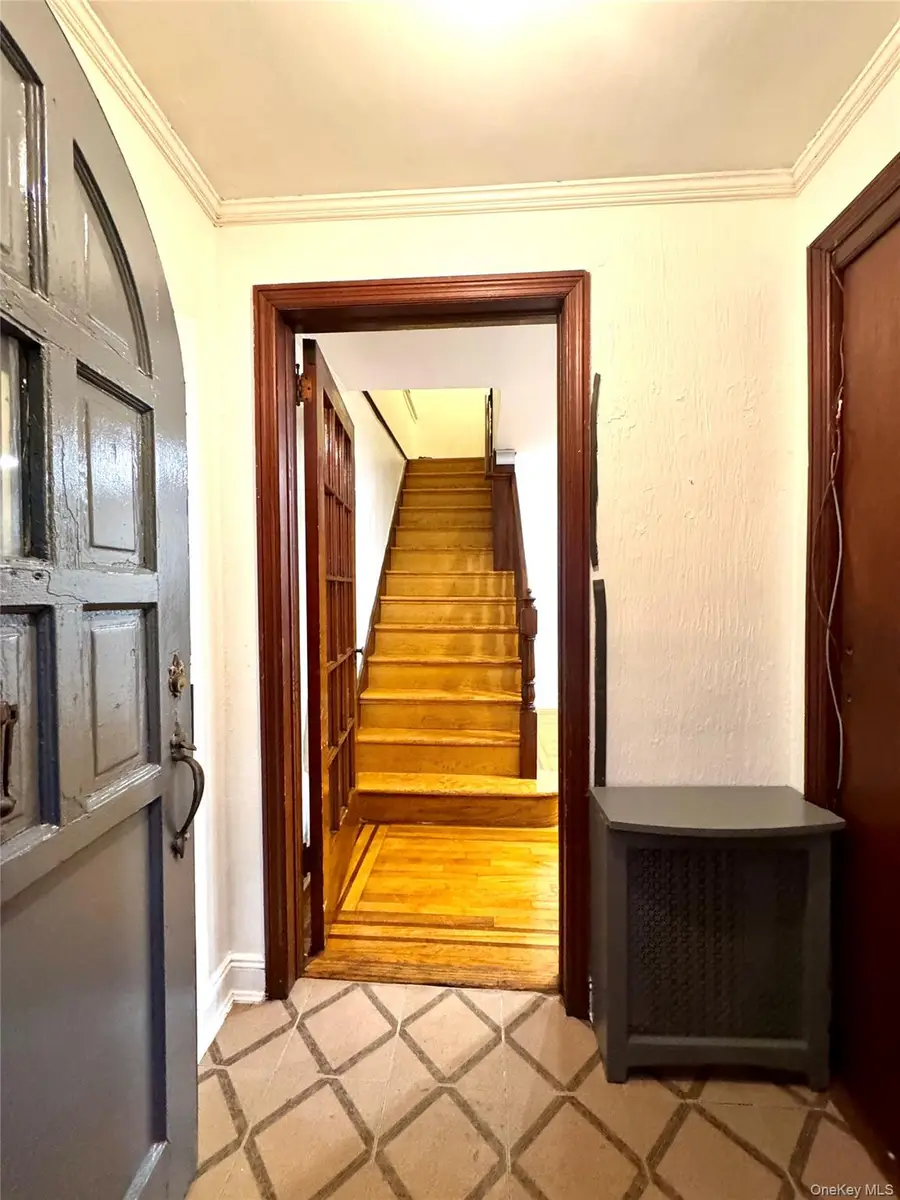 115-87 219th Street, Cambria Heights, NY 11411 - Image #3