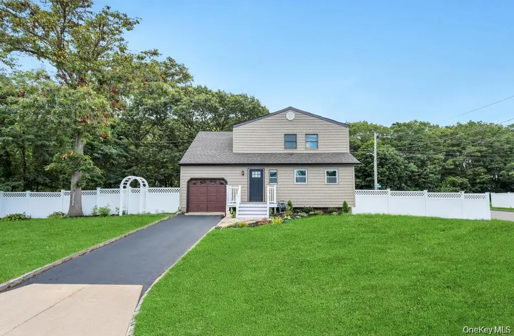 49 Bellwood Avenue, South Setauket, NY 11720 - #1