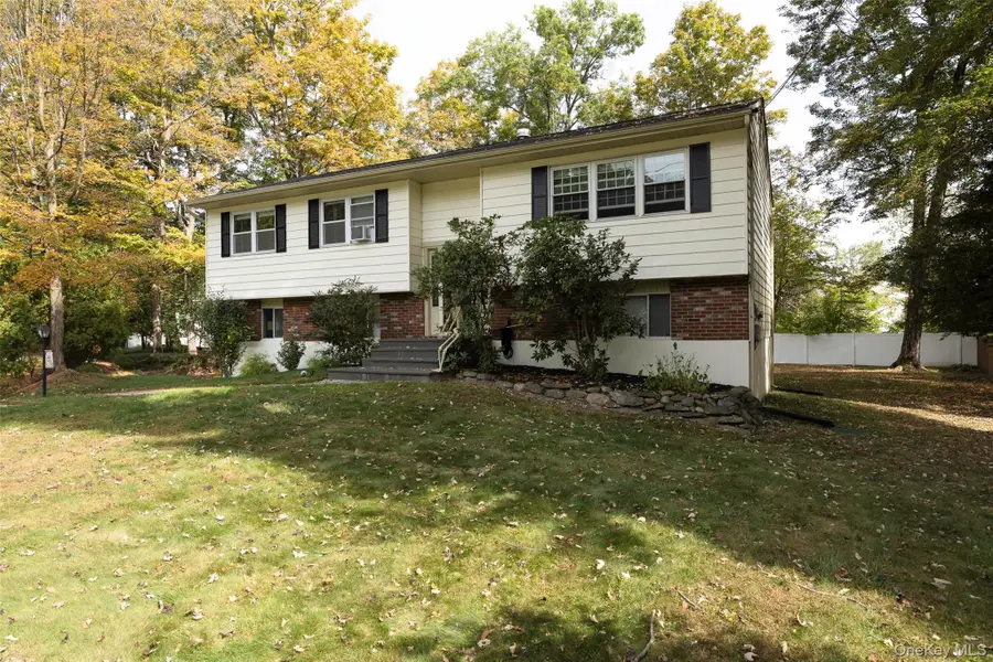 21 Panessa Drive, Red Oaks Mill, NY 12603 - Image #2