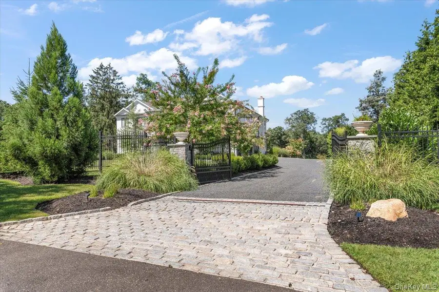 5 Gerry Lane, Lloyd Harbor, NY 11743 - Image #2