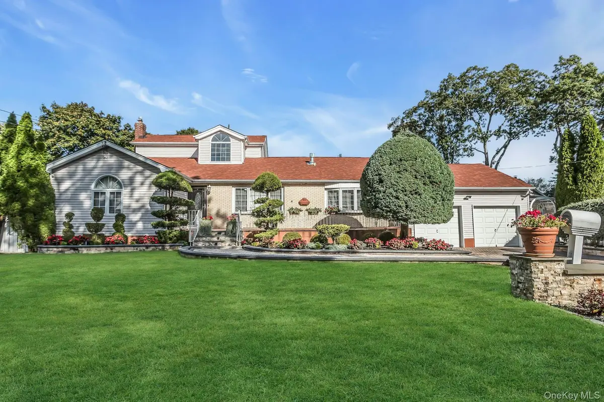 1436 7th Street, West Babylon, NY 11704 - Image #1