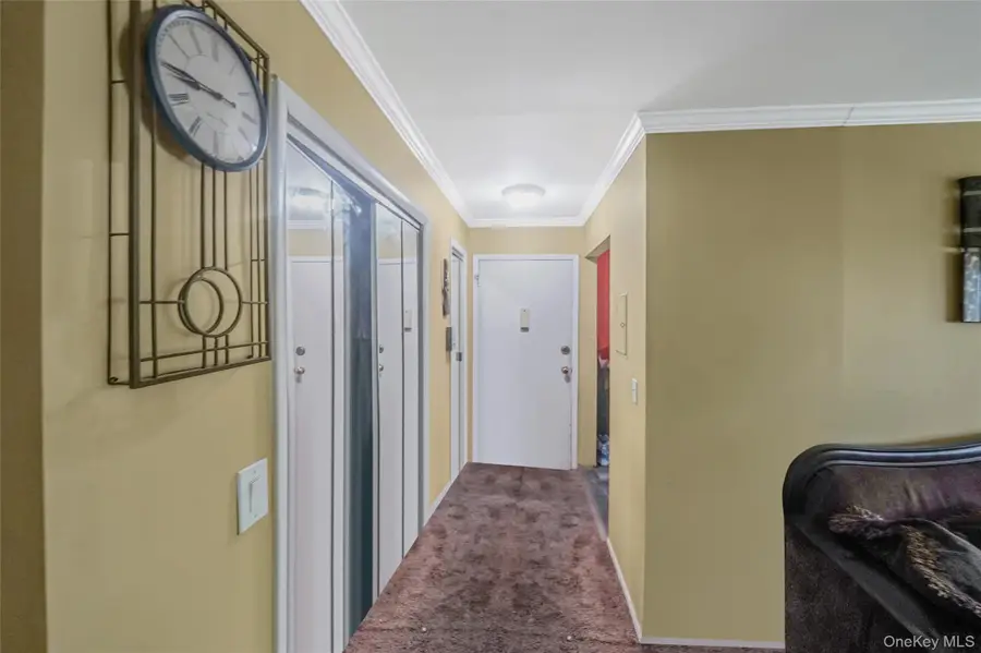 2445 Union Boulevard #5B, Islip, NY 11751 - Image #2