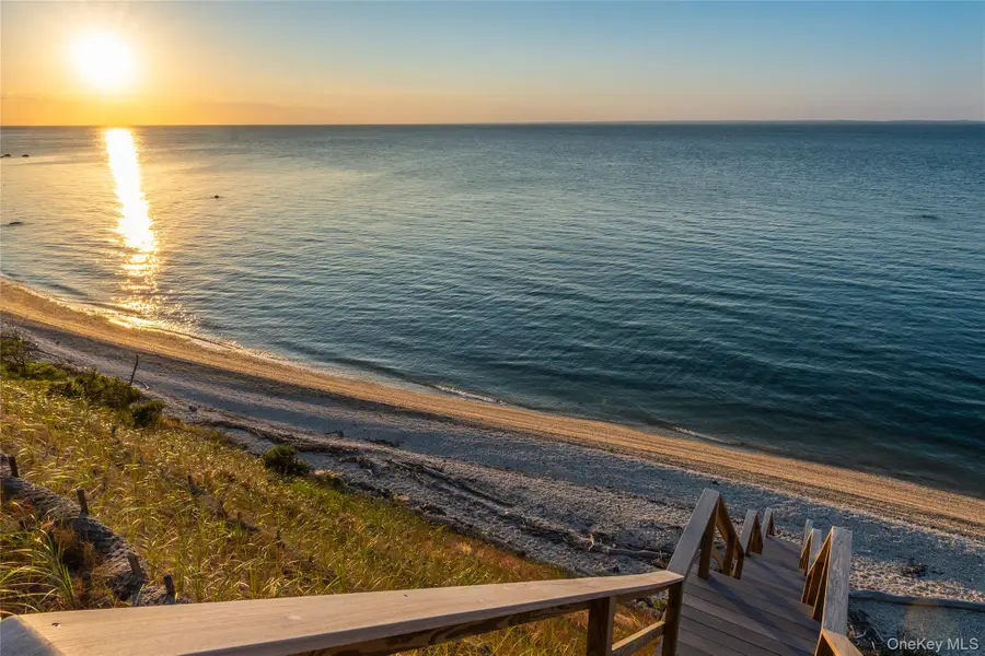 2670 Grandview Drive, Orient, NY 11957 - Image #3