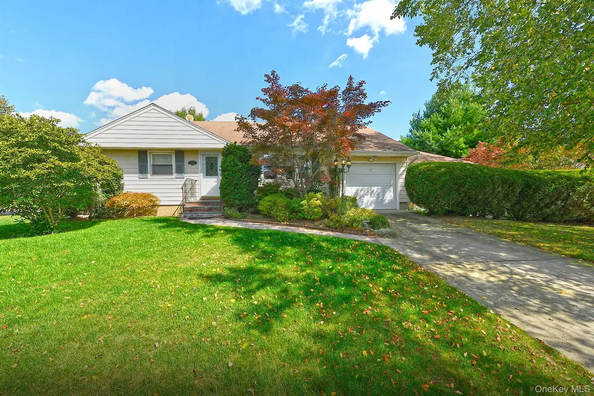 1483 Crown Street, Wantagh, NY 11793 - Image #1
