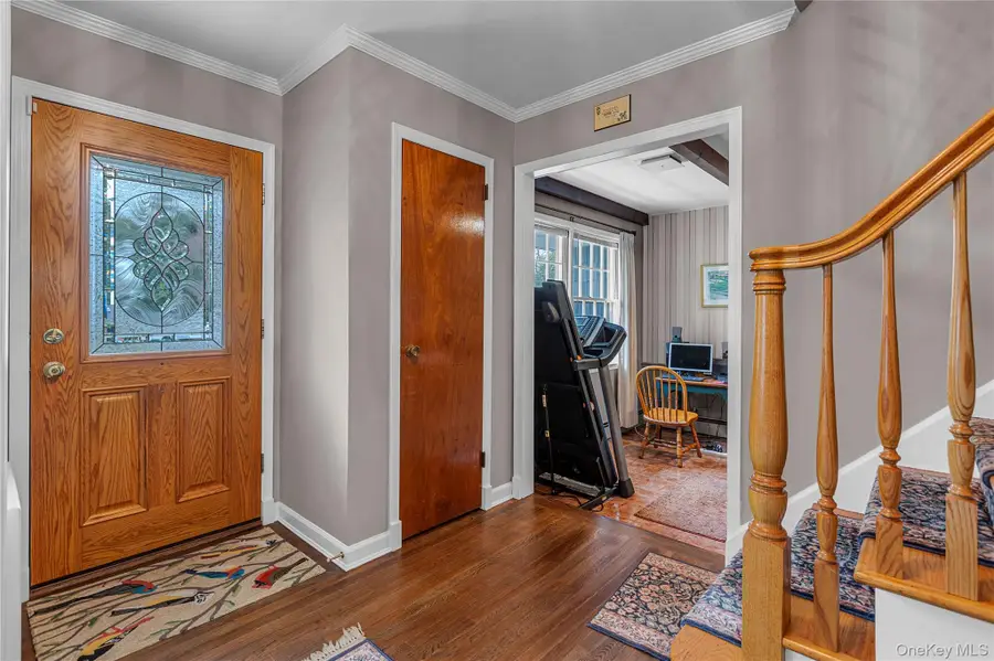 60 Oak Street, Smithtown, NY 11787 - Image #2