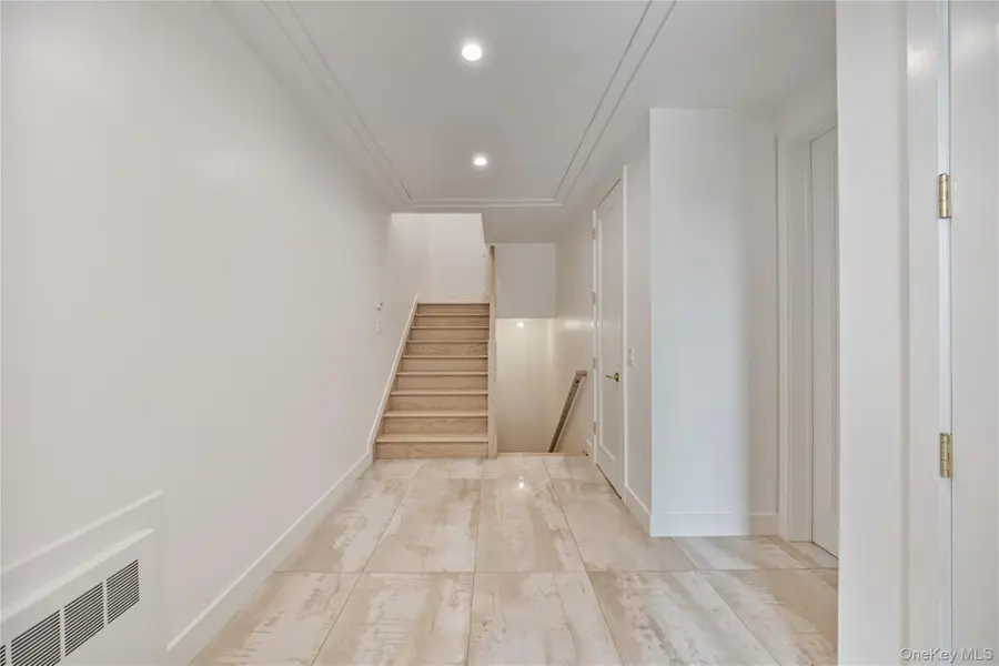 15 Northbrook Road #202, Spring Valley, NY 10977 - Image #3