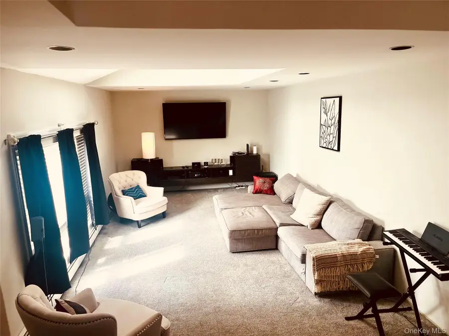 17 Hawthorne Street, Deer Park, NY 11729 - Image #3