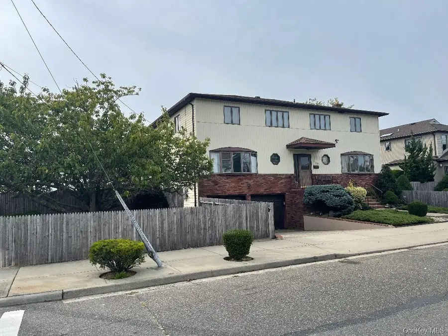 580 E Pine Street, Long Beach, NY 11561 - Image #3