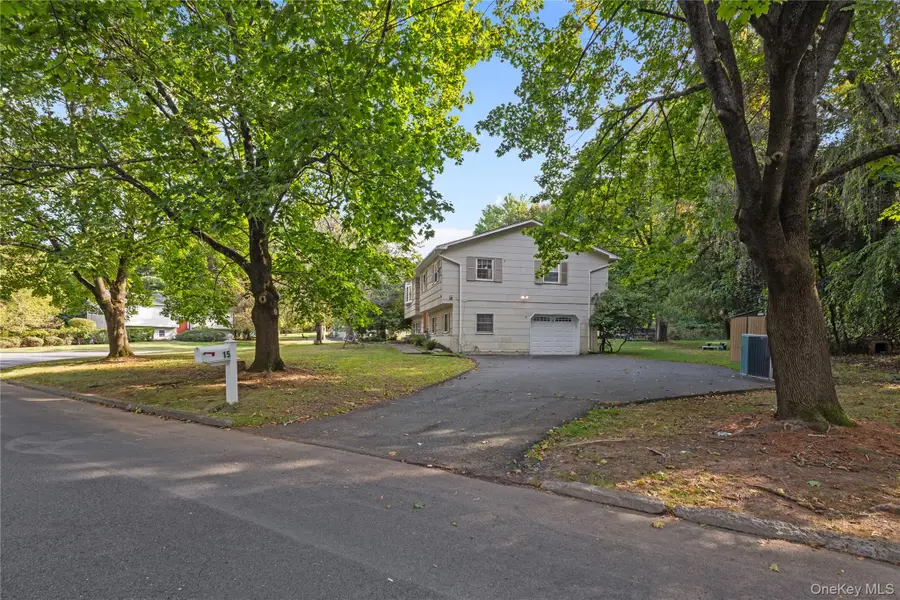 15 Fairway Oval, Spring Valley, NY 10977 - Image #2