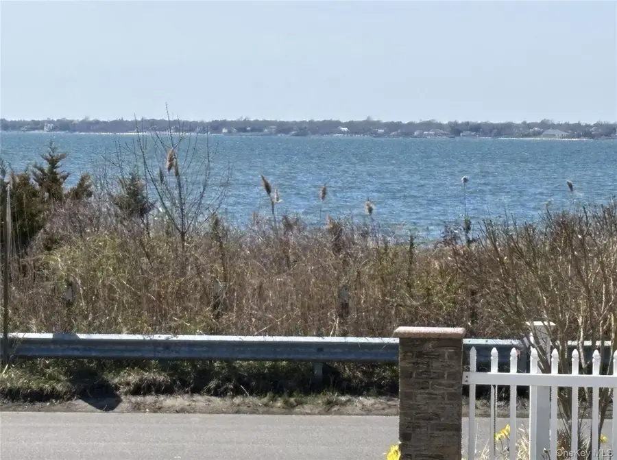 7 Grandview Drive, Shirley, NY 11967 - Image #2