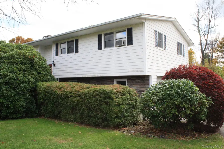 395 Mooney Hill Road, Patterson, NY 12563 - Image #2