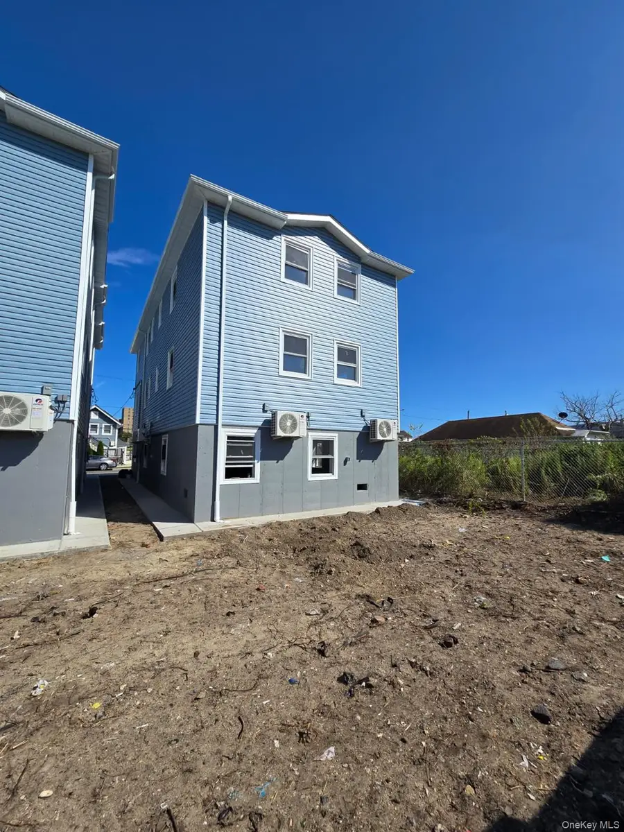 449 Beach 45 Street, Far Rockaway, NY 11691 - Image #3