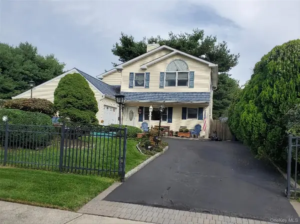 176 Avondale Drive, Centereach, NY 11720