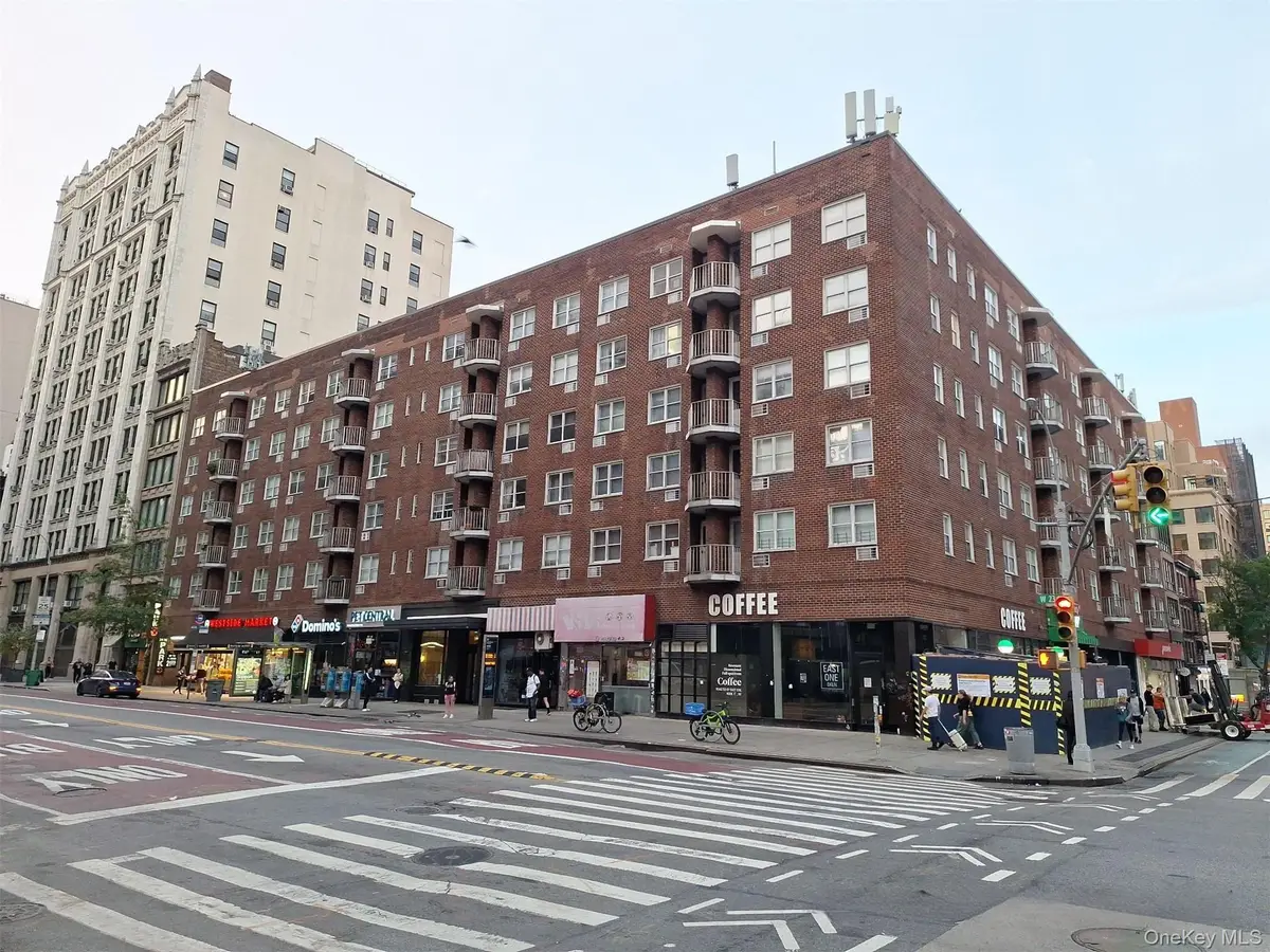 170 W 23rd Street #6J, Manhattan, NY 10011 - Image #1