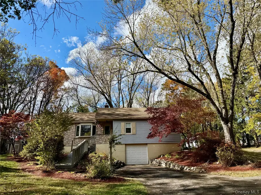 43 Kobelt Drive, Wallkill, NY 12589 - Image #2