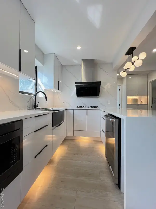 13707 68th Drive #B, Flushing, NY 11367