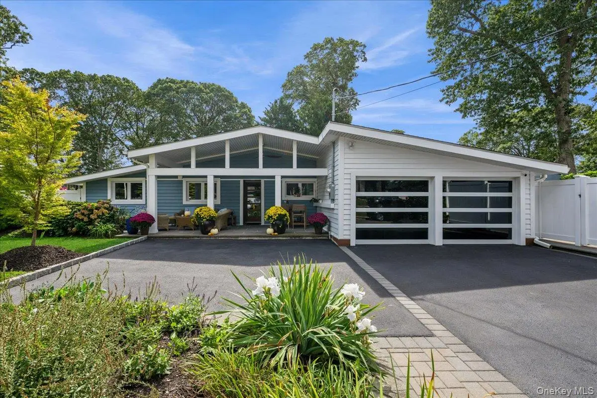 92 Suffolk Road, Massapequa, NY 11758 - Image #1