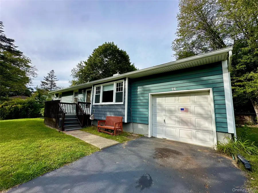 18 Cambridge Drive, Red Hook, NY 12571 - Image #2