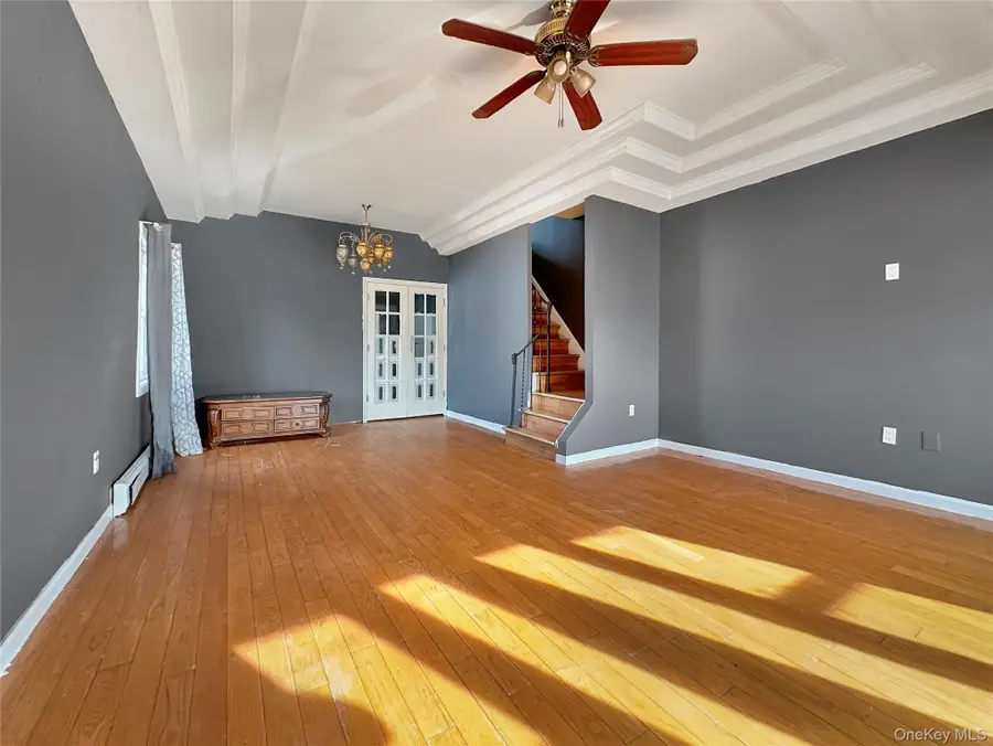 91 Elzey Avenue, Elmont, NY 11003 - Image #2