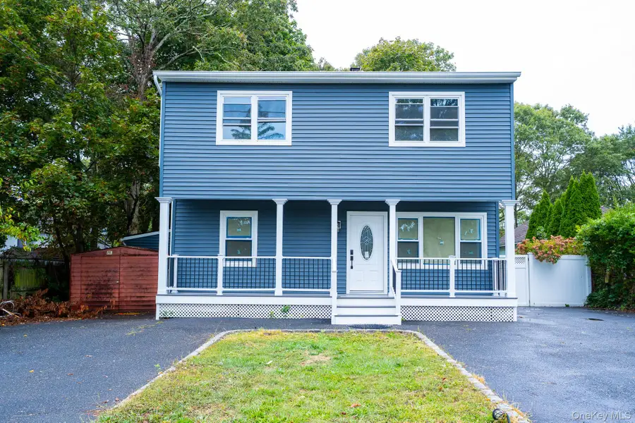 1264 Broadway Avenue, Holbrook, NY 11741 - Image #2