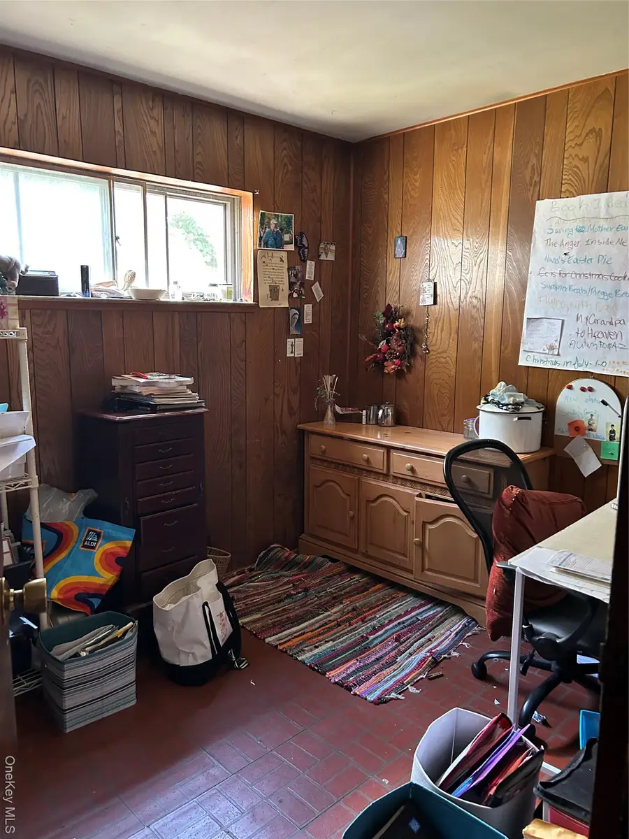 189 Whitetail Lane, Central Islip, NY 11722 - Image #3