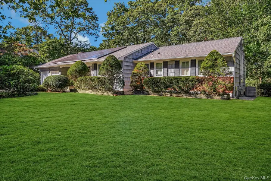 19 Fox Road, East Setauket, NY 11733 - Image #2