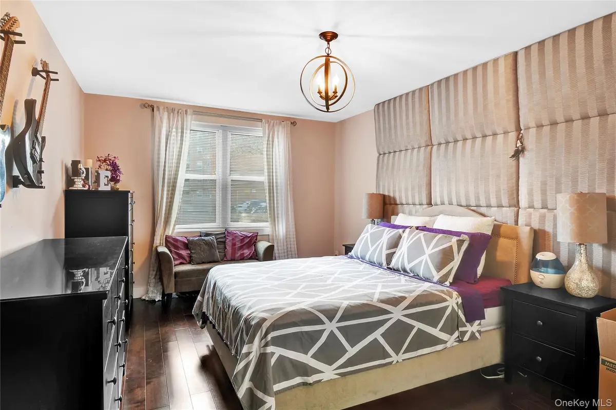 315 W 232nd Street #1F, Bronx, NY 10463 - Image #1