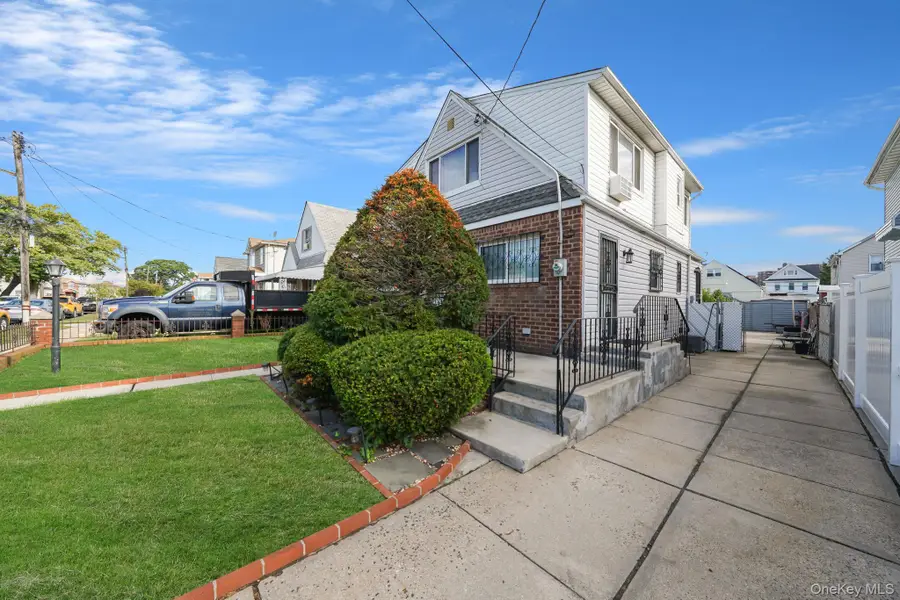 13437 157th Street, Jamaica, NY 11434 - Image #2