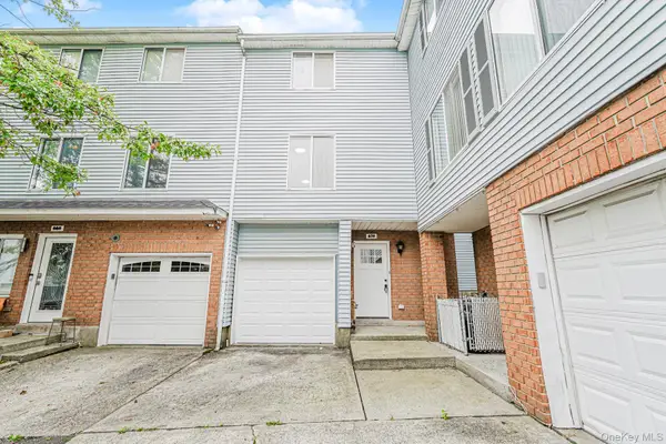 670 Ilyssa Way, Staten Island, NY 10312