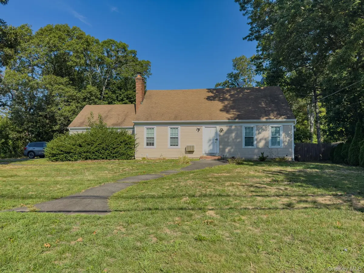 33 Echo Avenue, Miller Place, NY 11764 - Image #1