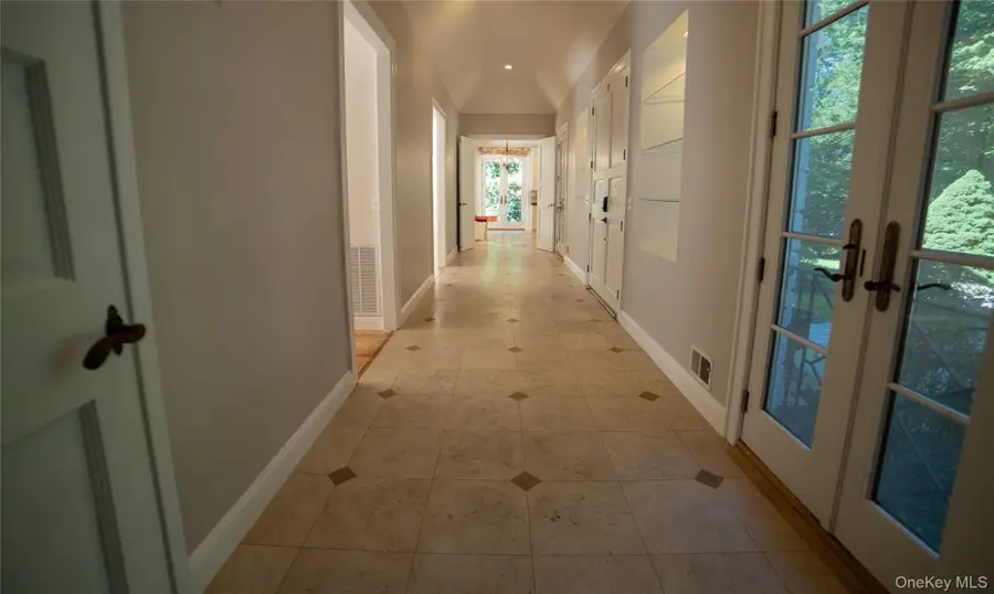 704 Short Beach Road, Nissequogue, NY 11780 - Image #3