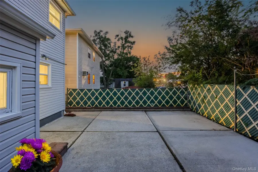 138 Carnegie Avenue, Elmont, NY 11003 - Image #3