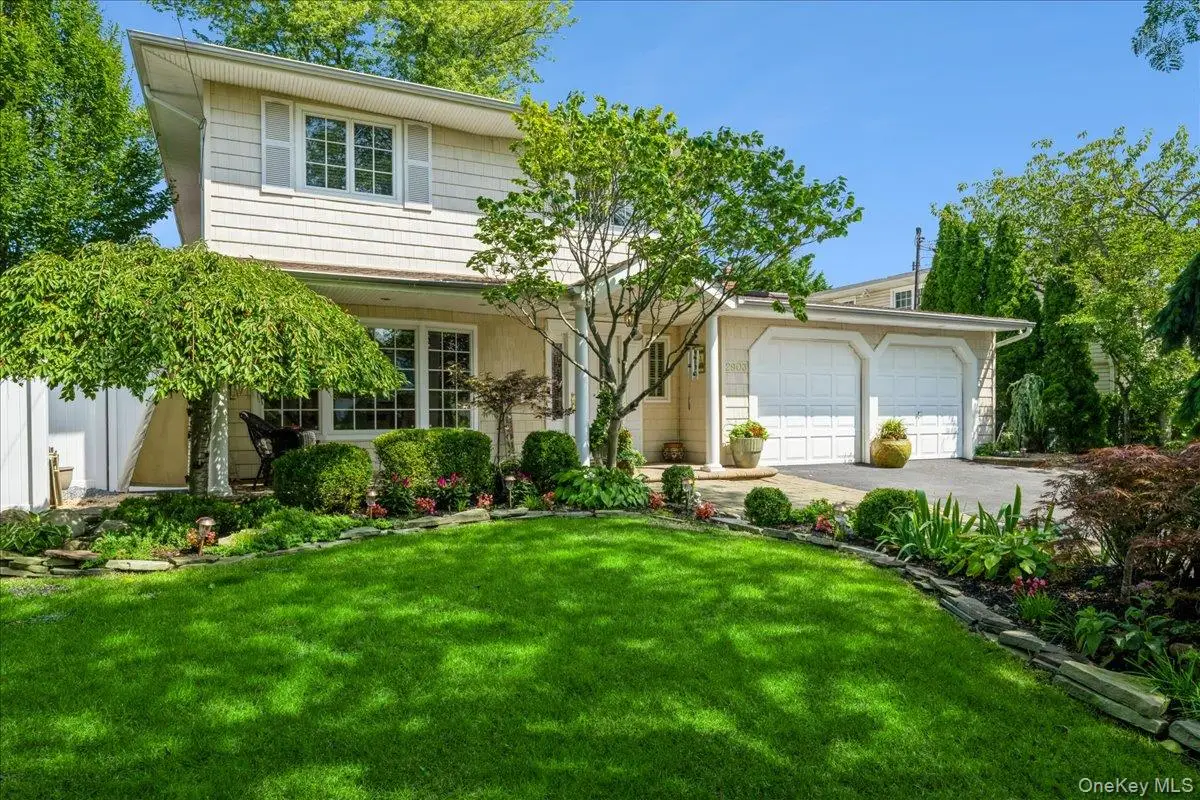 2903 Preston Lane, Merrick, NY 11566 - Image #1