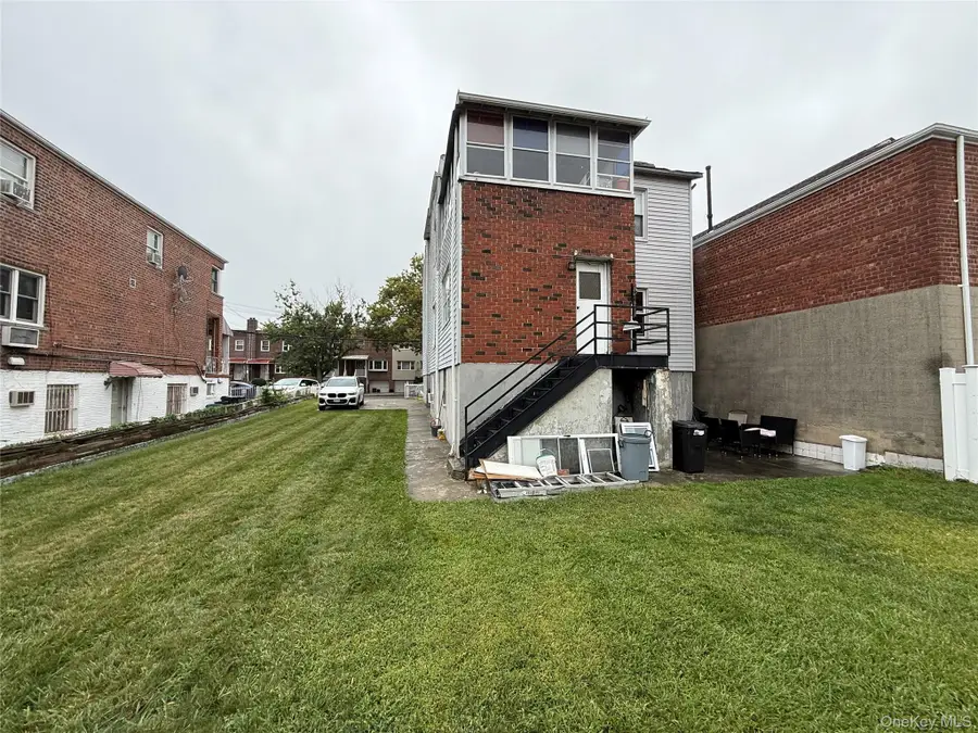 1537 Mcdonald Street, Bronx, NY 10461 - Image #2