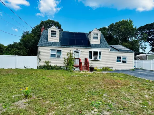 25 Bonnybill Drive, Centereach, NY 11720