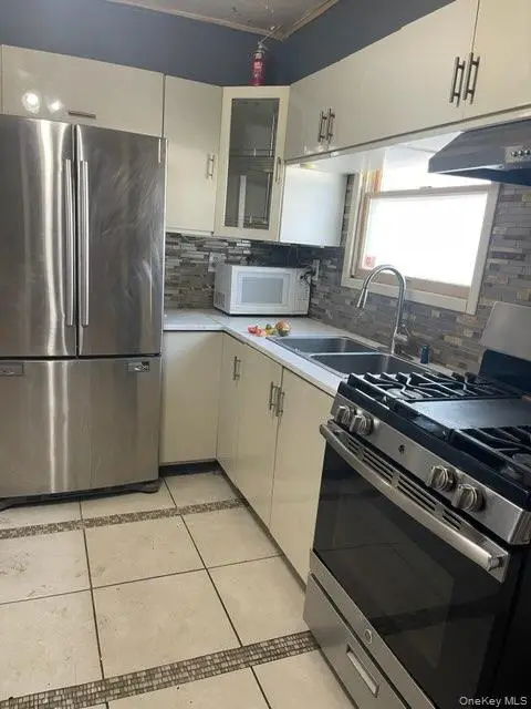 25 Bonnybill Drive, Centereach, NY 11720 - Image #2