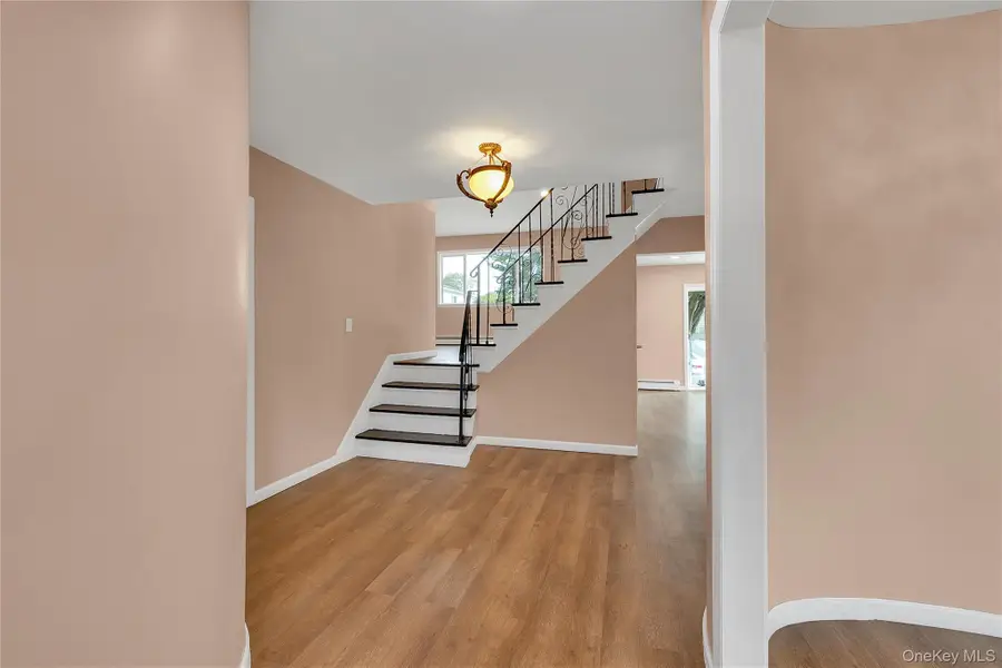 209 Tree Avenue, Central Islip, NY 11722 - Image #2